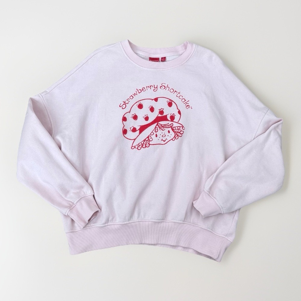 Strawberry Shortcake Women's Pink Crew Neck Sweater Size Medium